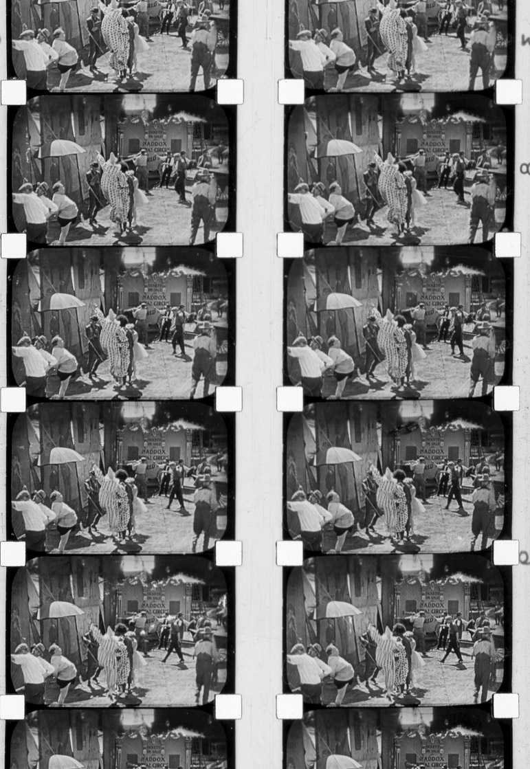 2 Row 17.5 mm Pathe Rural Black and White Print